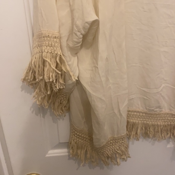 Ivory light weight jacket - Picture 2 of 5